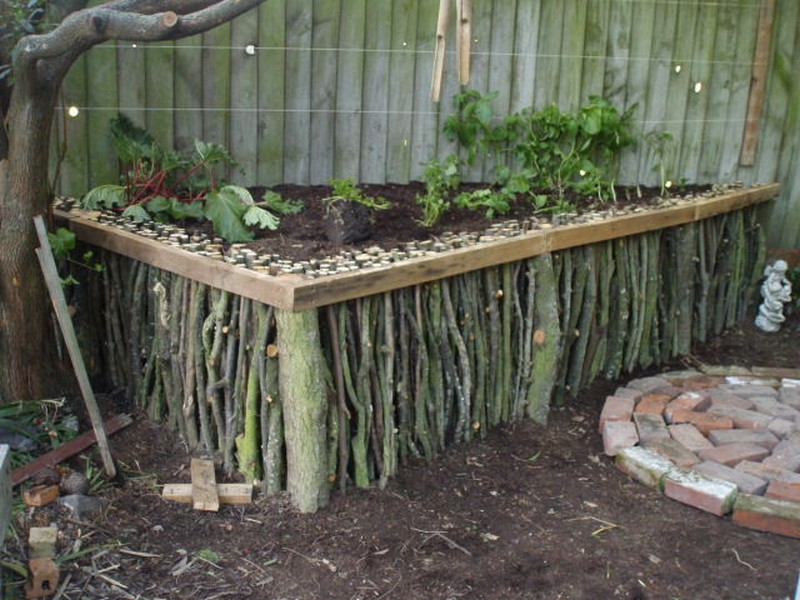 DIY-Natural-Wood-Raised-Garden-23